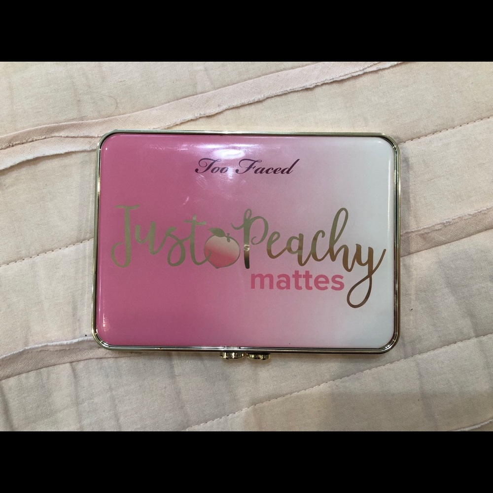Too Faced Just Peachy Matte Eyeshadow Palette